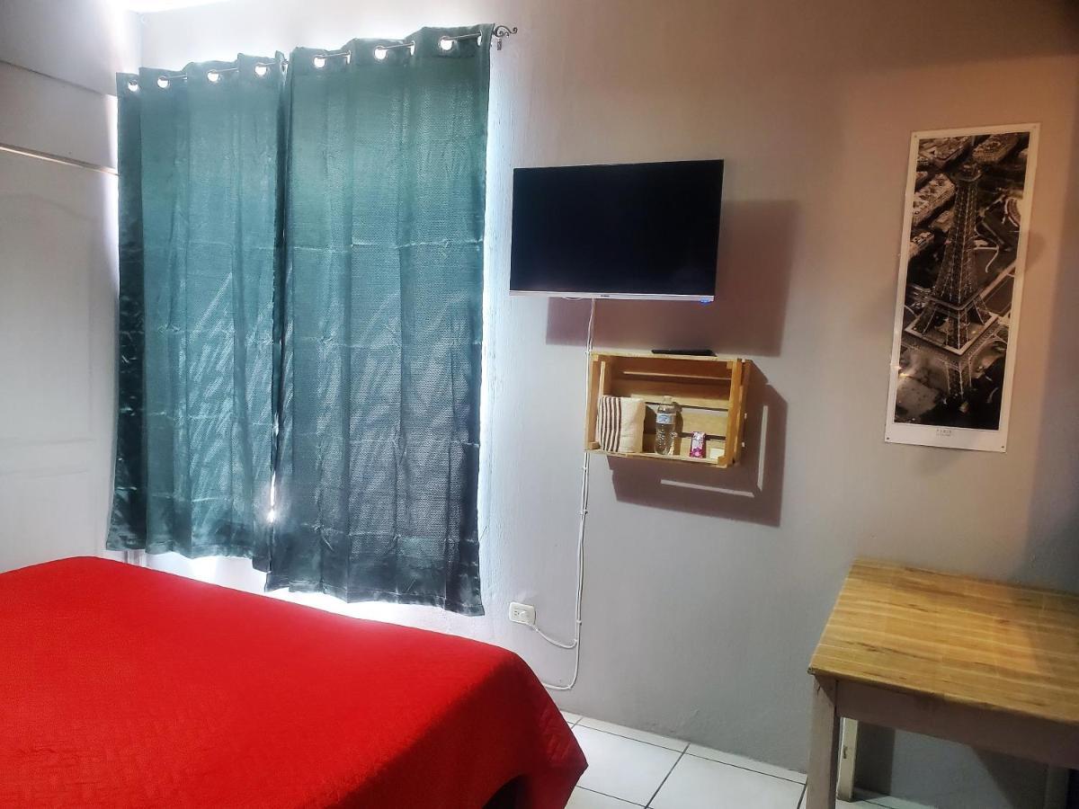 Hostal De Lucca Ville de Guatemala Extérieur photo